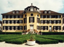 Das Foto zeigt die Aussenansicht des LVR-Industriemuseums Ratingen
