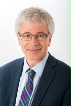 Portrait von Dr. Walter Hauser
