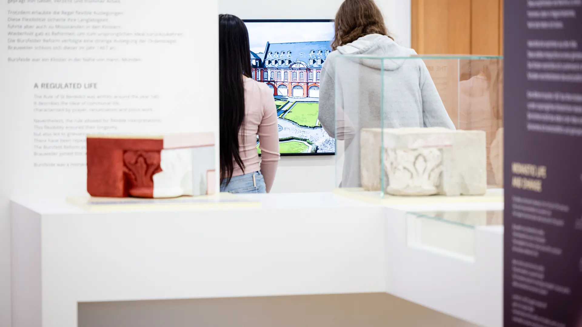 Personen in der Dauerausstellung