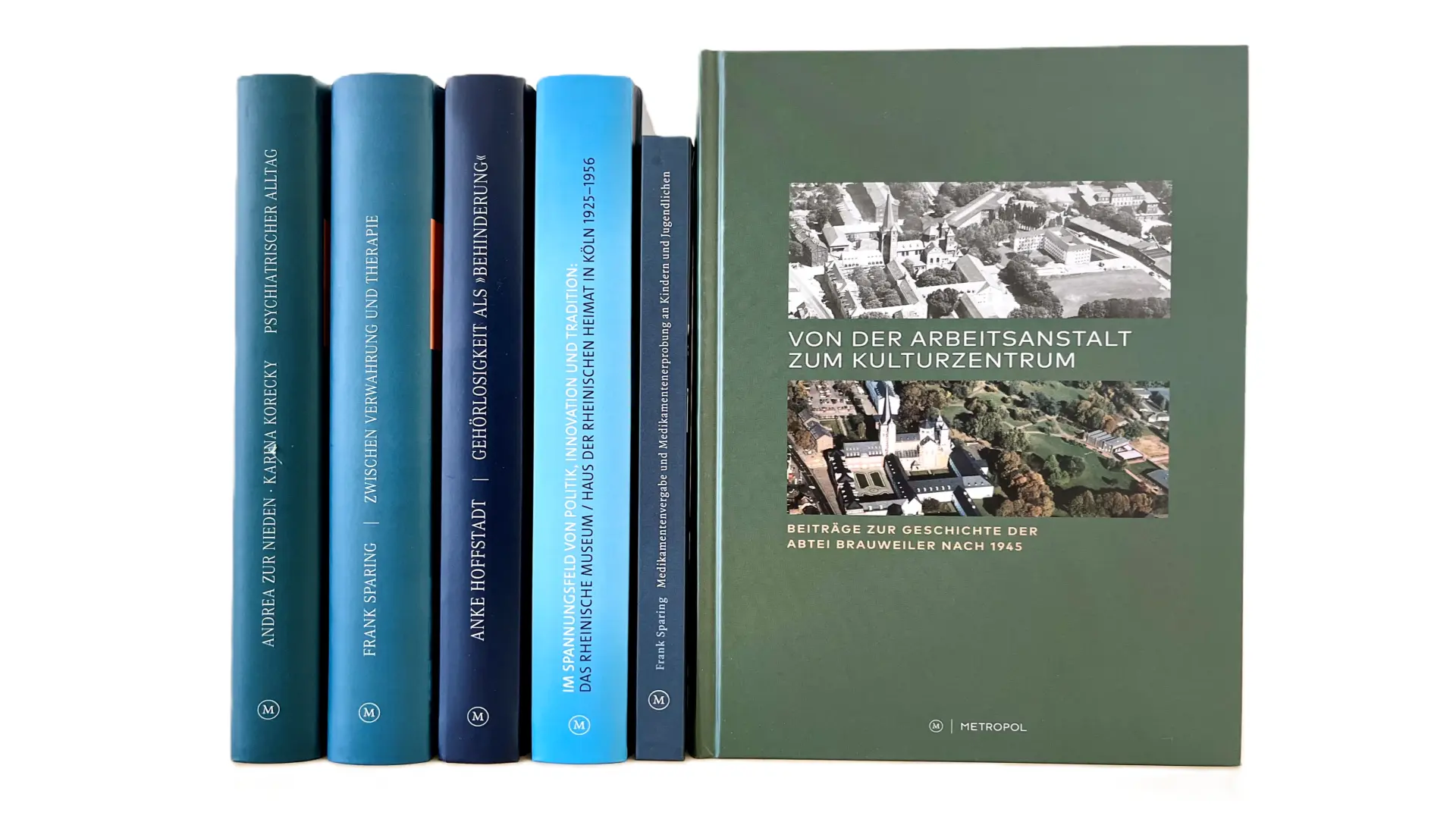 Foto von Büchern der Reihe "Rheinprovinz"