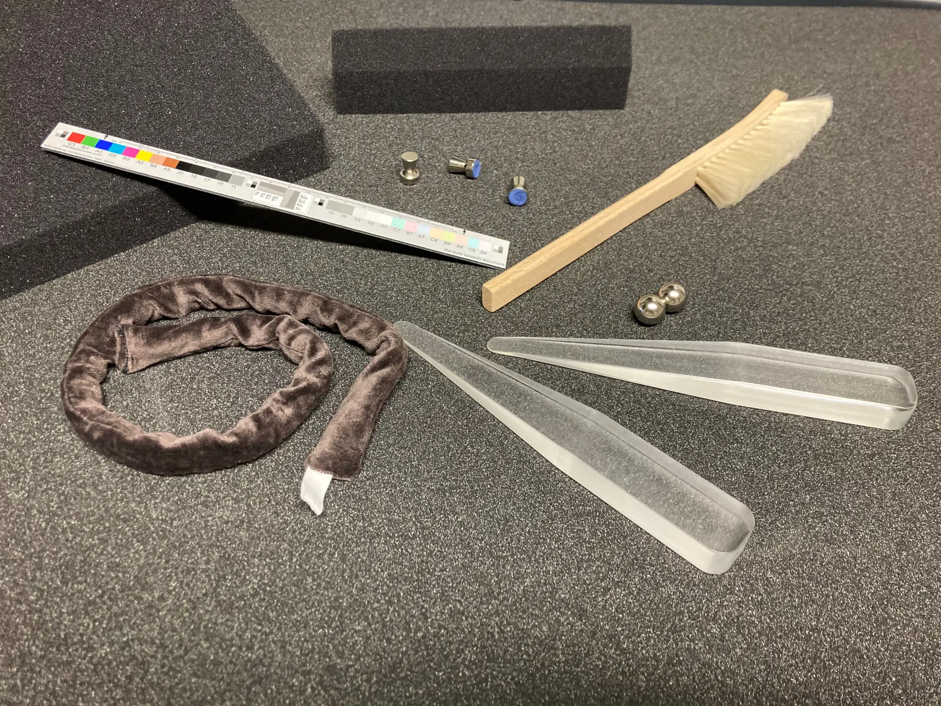 Foto von Arbeitsmaterial für die Digitalisierung von Archivgut