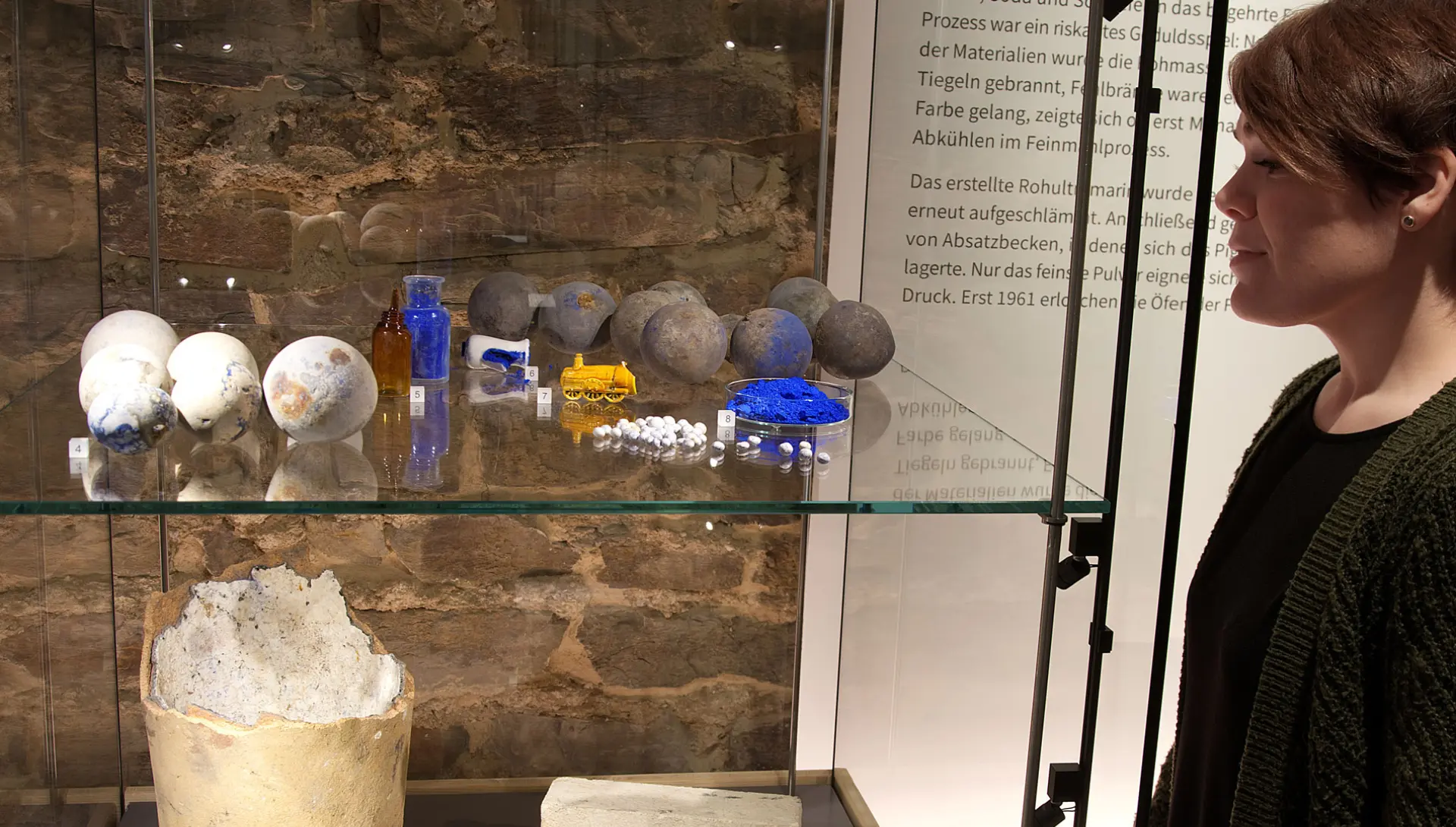 Archäologie im Rheinland 2026 - Objekte aus der Ultramarinfabrik Duisburg