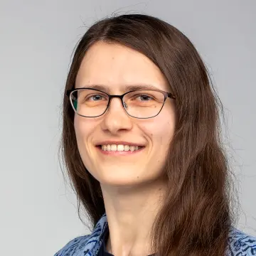 Portrait einer Mitarbeiterin.