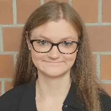 Porträtfoto von Leonie