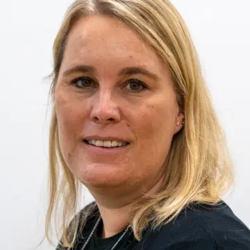 Porträtfoto von Jutta Schmitz