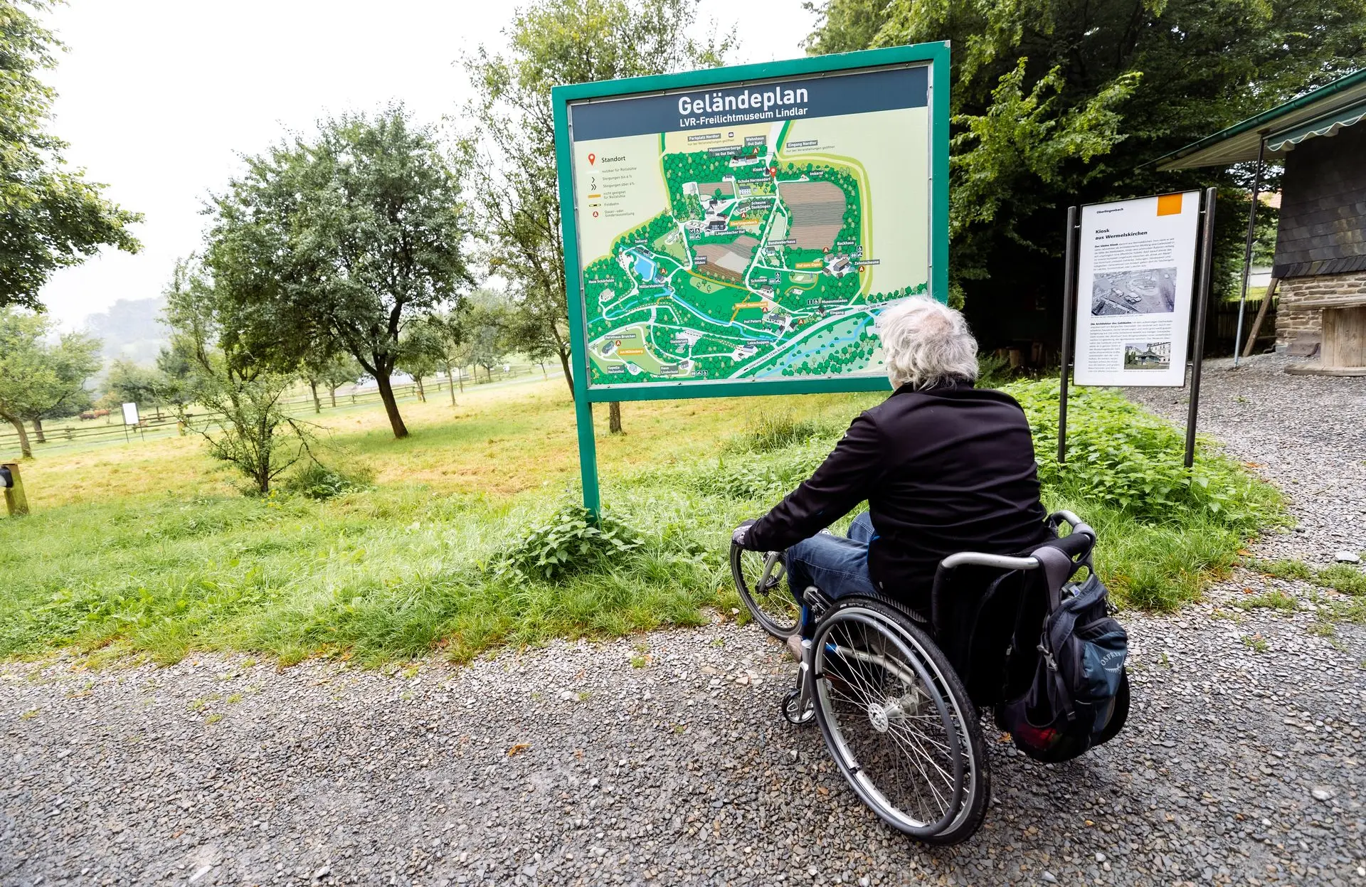 Mit Kinderwagen und Rollstuhl im Freilichtmuseum Lindlar unterwegs