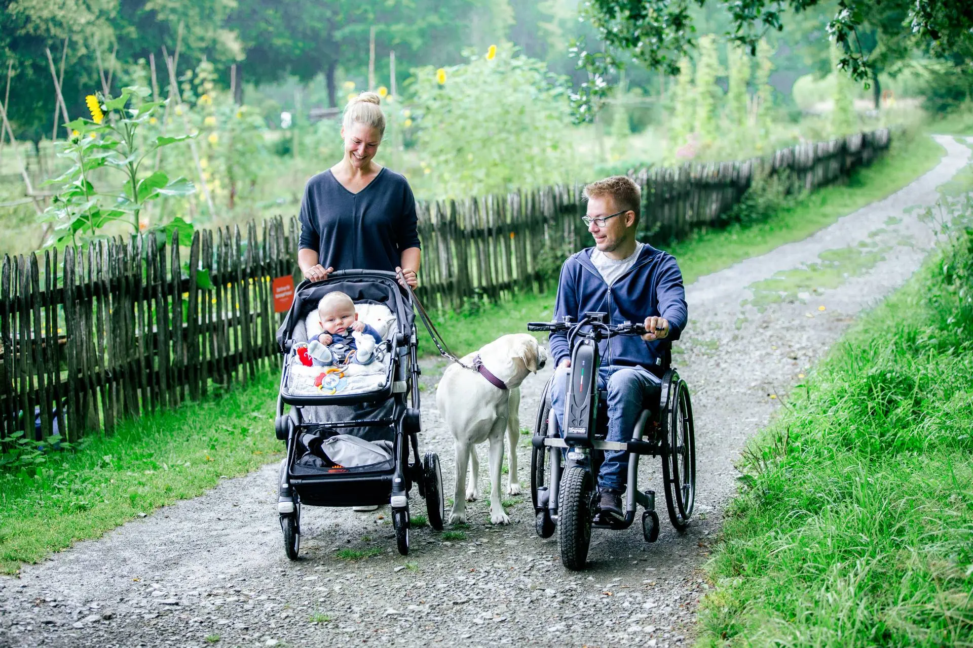 Mit Kinderwagen und Rollstuhl im Freilichtmuseum Lindlar unterwegs