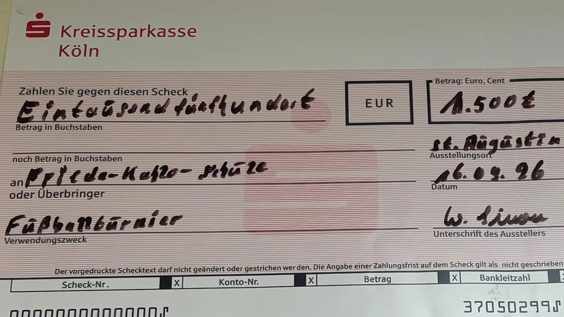 Aufnahme von einer händisch ausgefüllten Spendenquittung der Kreissparkasse Köln