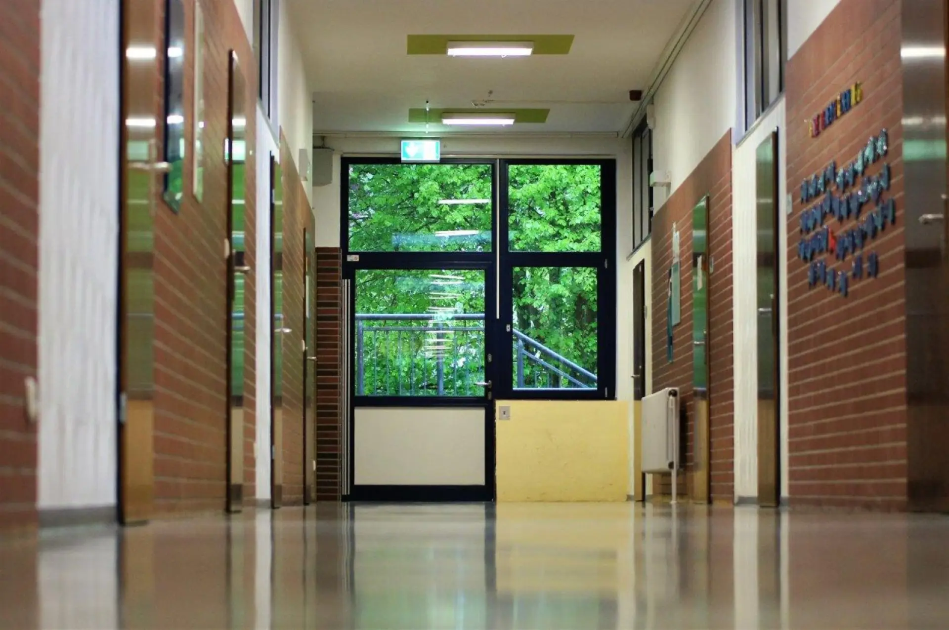 Flur der LVR-Hanns-Dieter-Hüsch-Schule