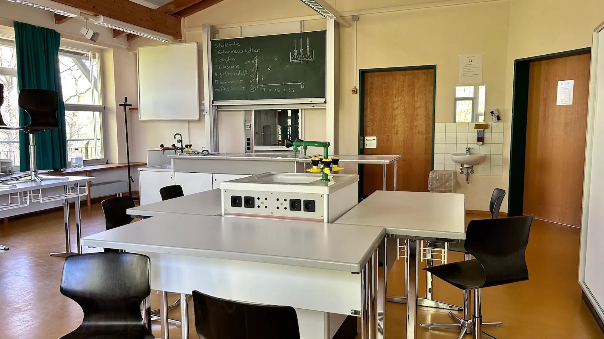 Naturwissenschaftsraum der LVR-Hugo-Kükelhaus-Schule