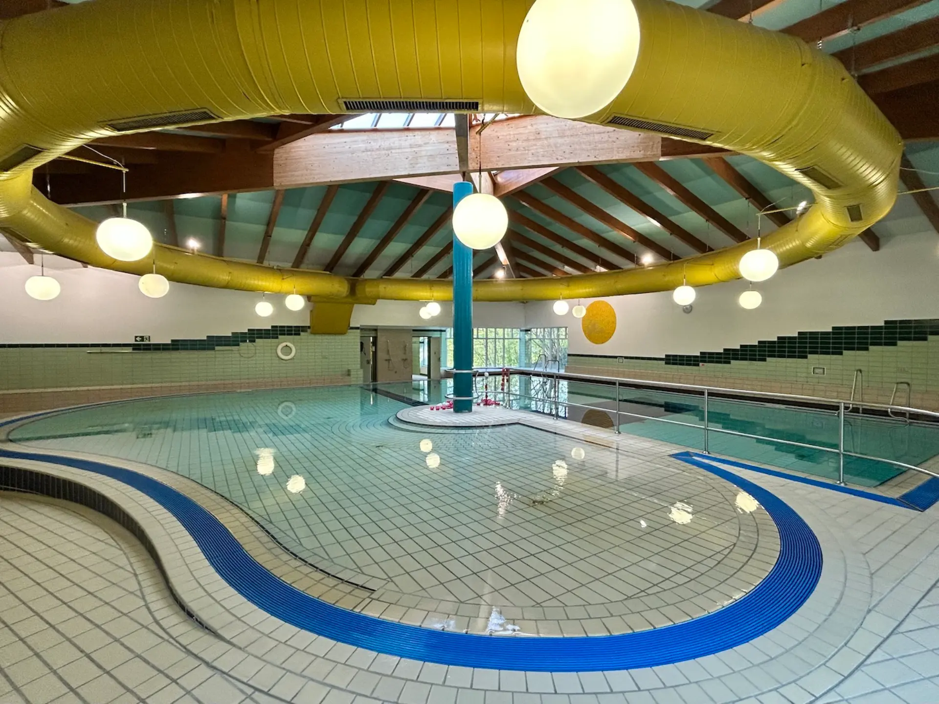 Schwimmbad der LVR-Hugo-Kükelhaus-Schule