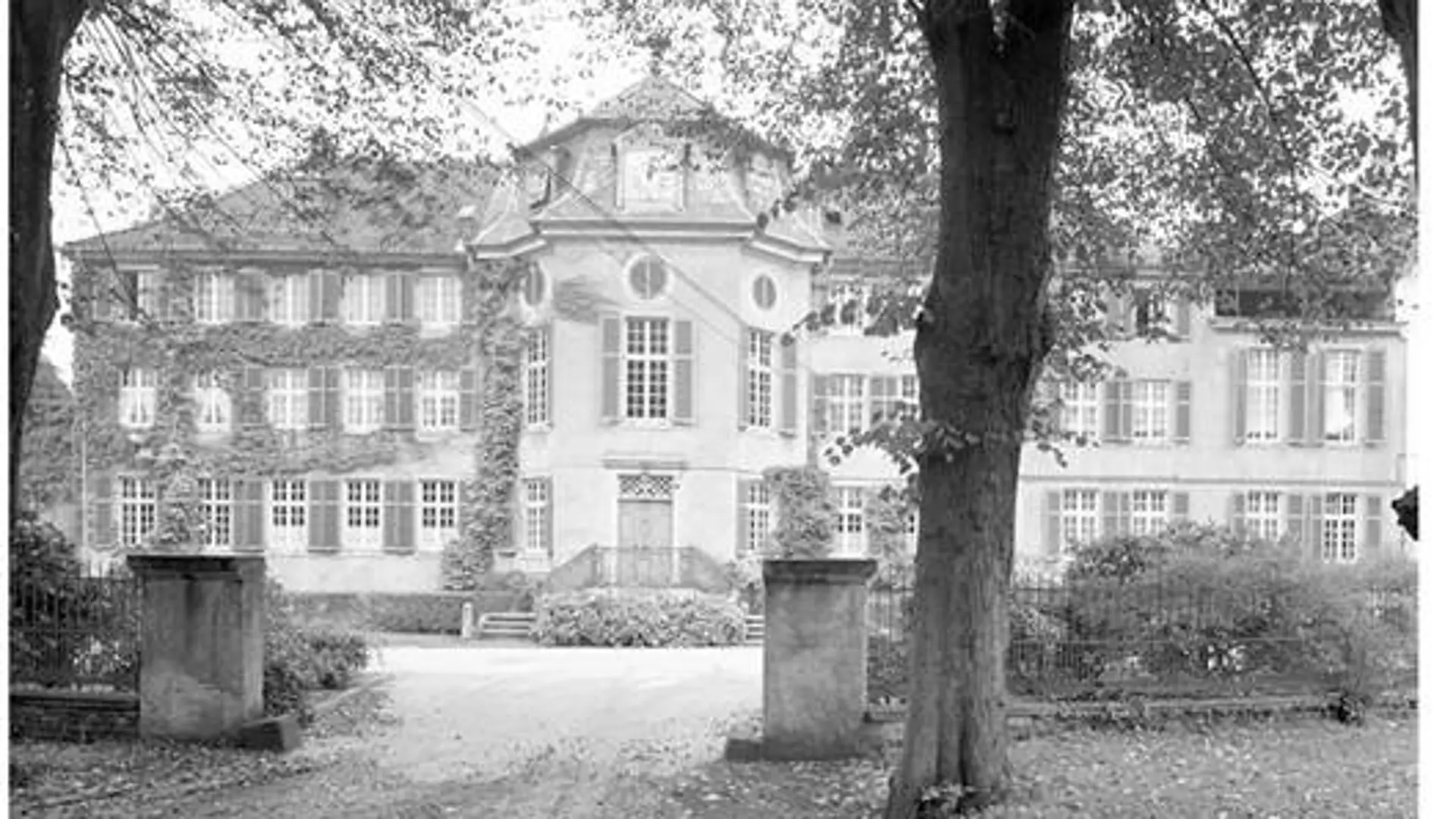 Historisches Foto von Gebäuden
