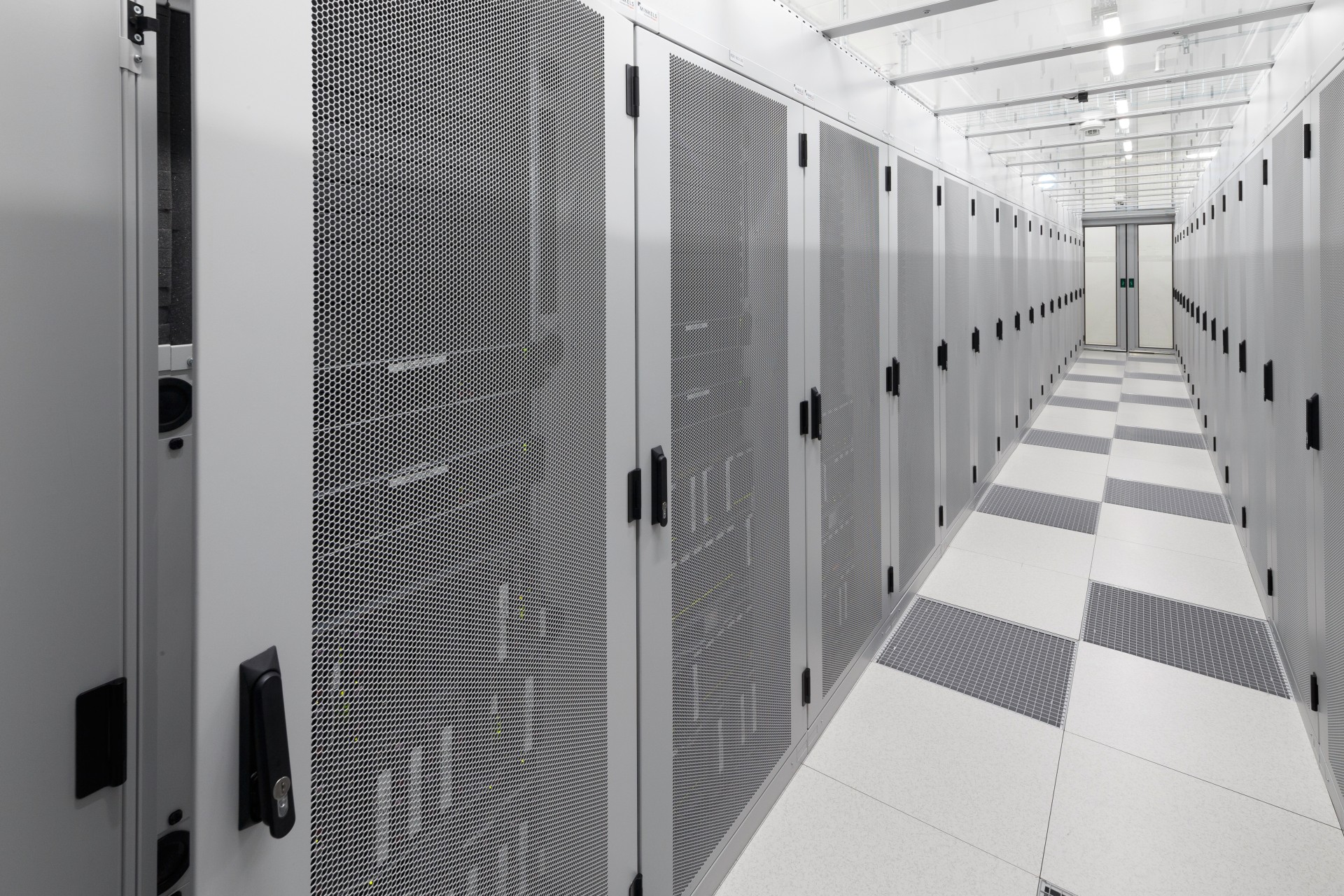 Servergang im Rechenzentrum