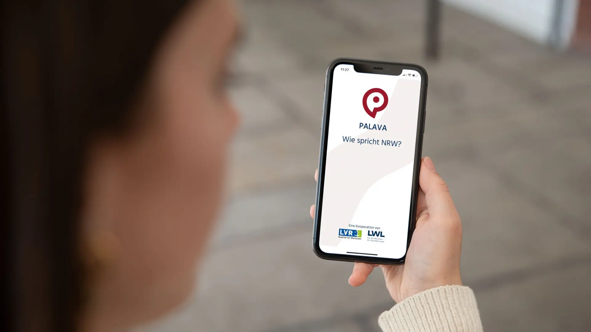 Grafik er PALAVA App: Sprechblase, Linienfarbe rot