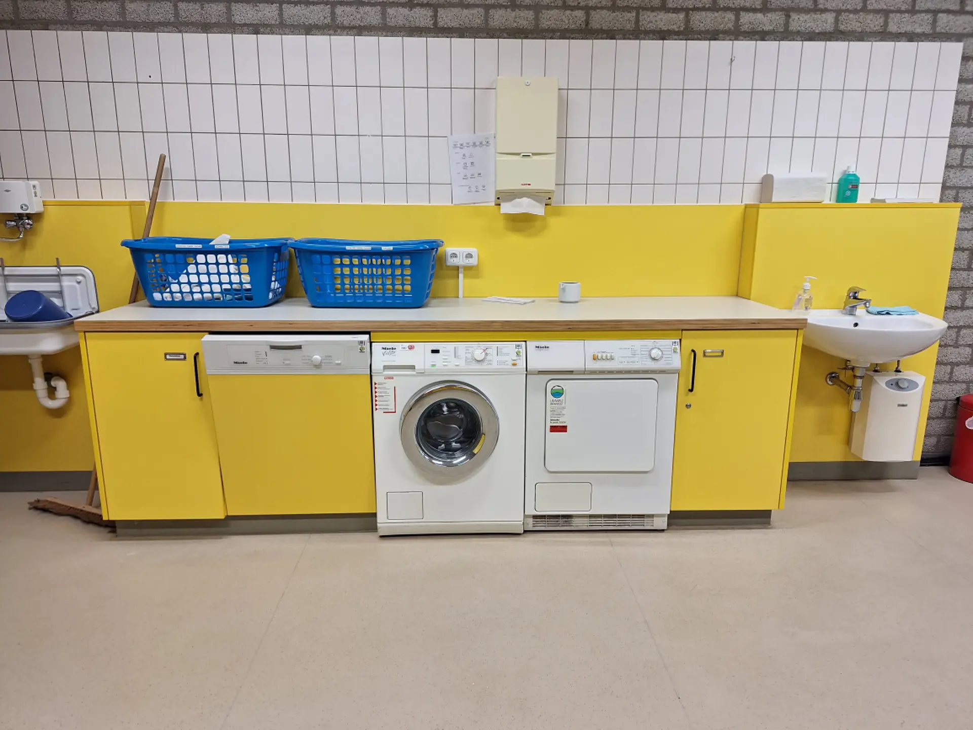 Waschraum in der Schulküche