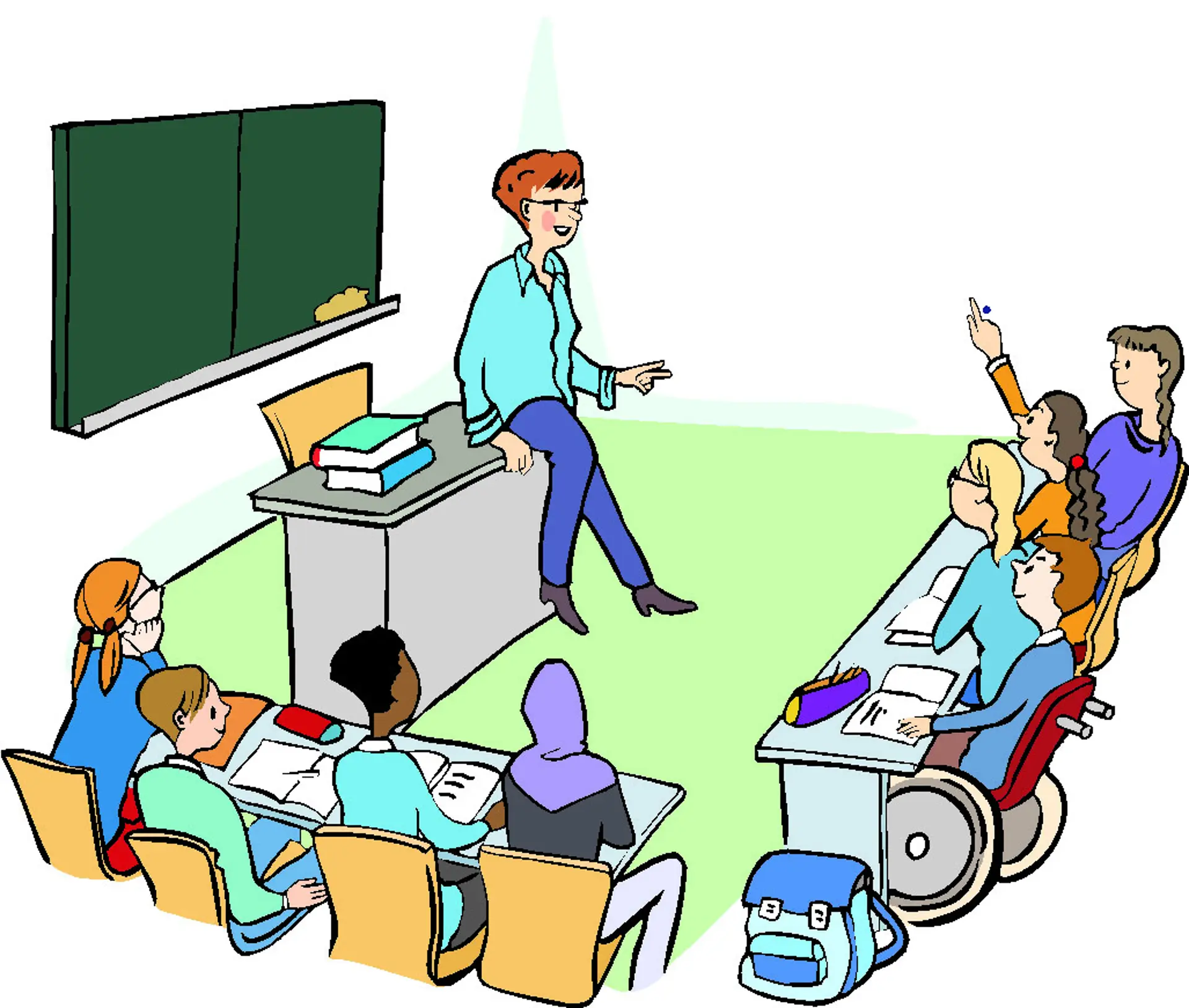 Eine Lehrkraft steht in der Mitte des Klassenraums vor der Tafel und spricht mit der Klasse, die aus Kindern mit und ohne Beeinträchtigung besteht.