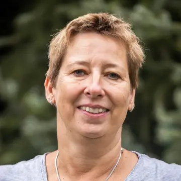 Porträtfoto von der Ansprechperson Logopädie Uta von Wirth