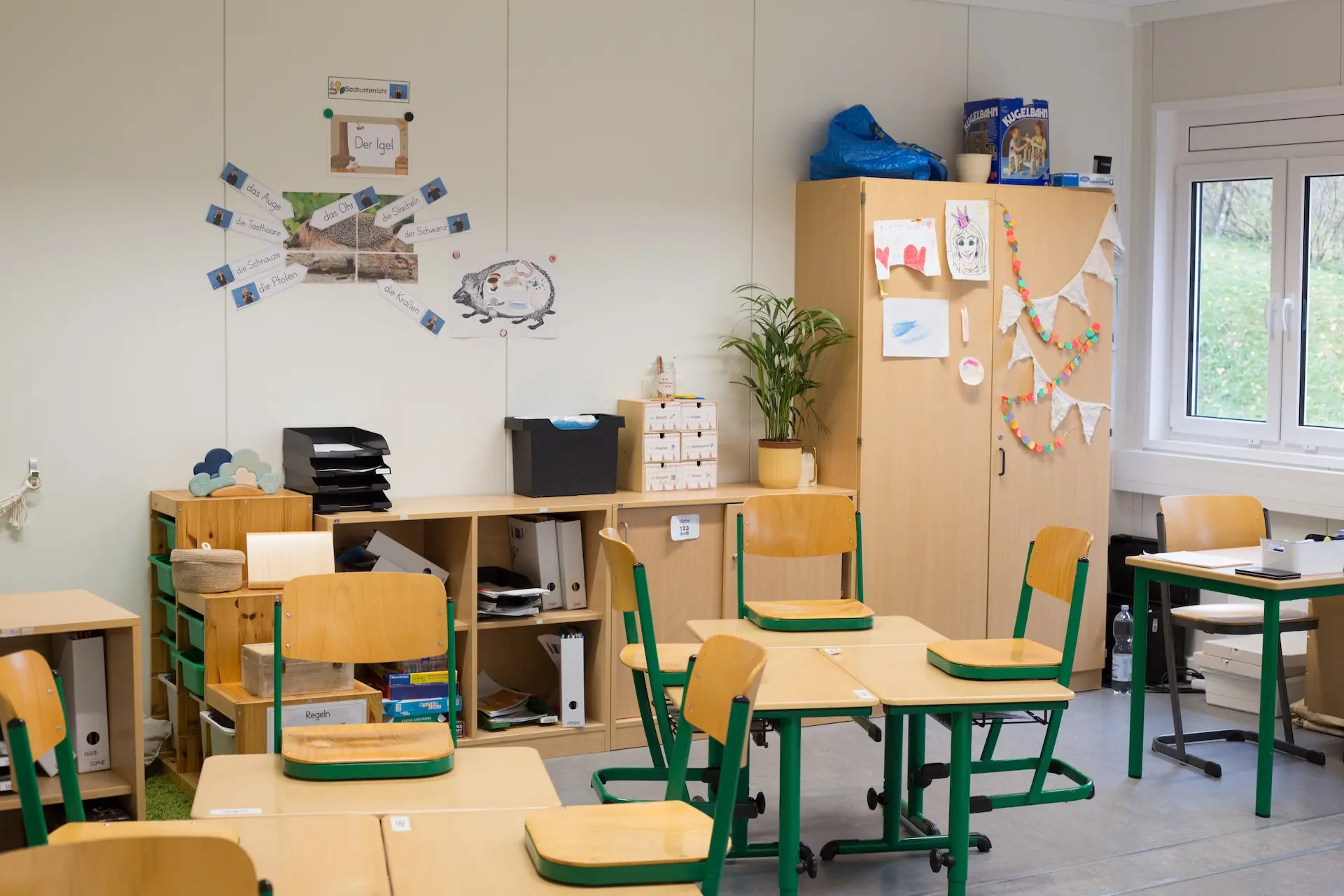Zweiter Klassenraum der Primarstufe im Container