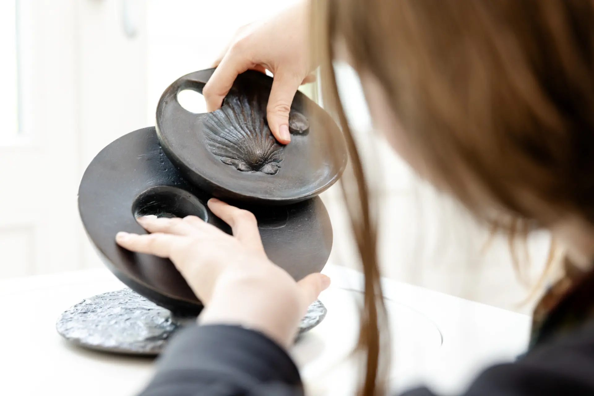 Museumseingang mit taktilem Bodenleitsystem und automatischer Türöffnung