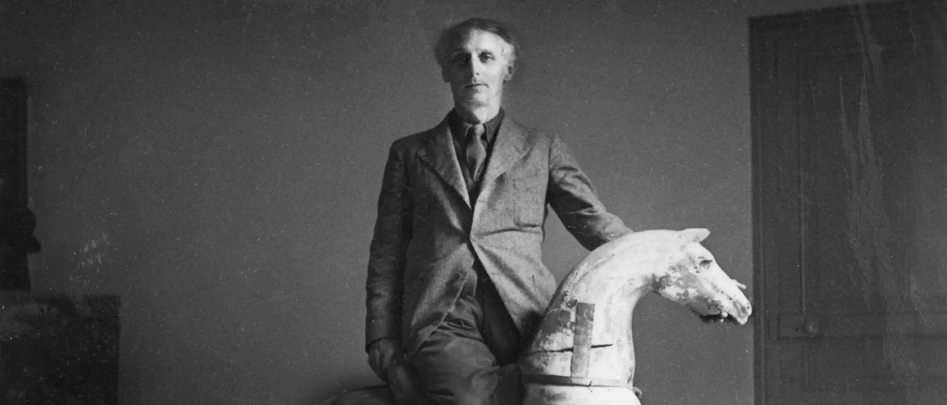 Schwarz-weiß-Foto von Max Ernst