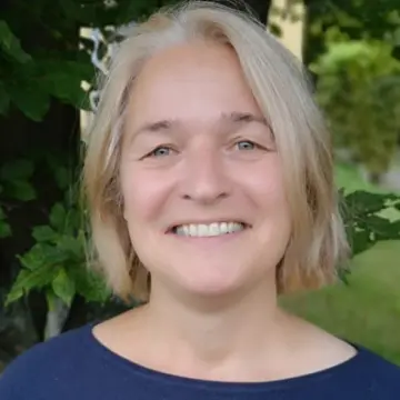 Porträtfoto von Beate Ahlheim