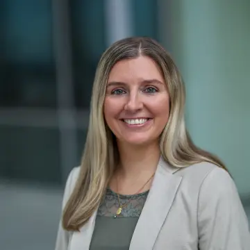 Christina Kempers lächelt in die Kamera.