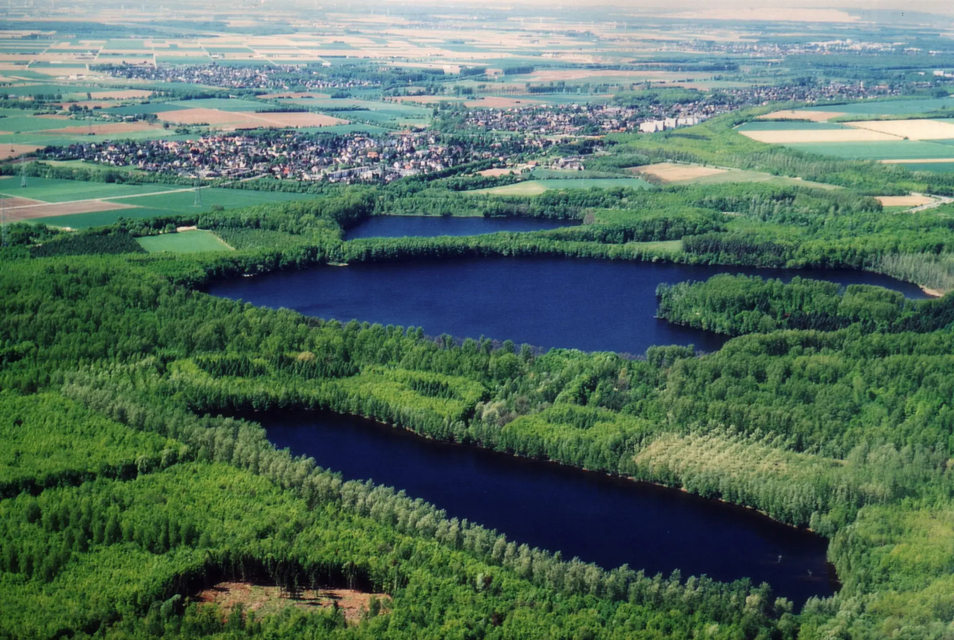 Luftbild Villeseen im Naturpark Rheinland