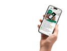 Man sieht ein Handy mit dem LVR-WhatsApp-Channel darauf.