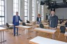 Bürgermeister Erwin Esser, Stadtarchivarin Martina Zech und Dr. Mark Steinert vom LVR-Archivberatungs- und Fortbildungszentrum.