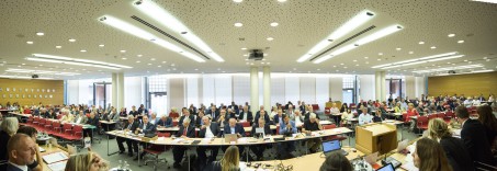 Die Mitglieder der Landschaftsversammlung Rheinland während einer ihrer Sitzung