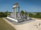 Foto: Rekonstruktion eines römischen Hafentempels mit Säulen