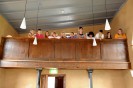 Foto: Eine Schulklasse auf der "Frauenempore" in der ehemaligen Synagoge Titz-Röldingen