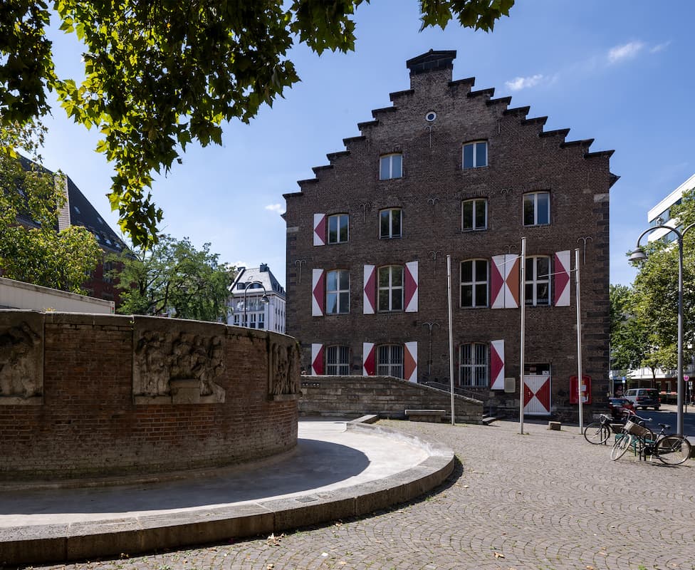 Front heutiges Zeughaus & Kölnisches Stadtmuseum