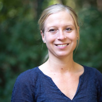 Porträtfoto von Jenny Schwäbe