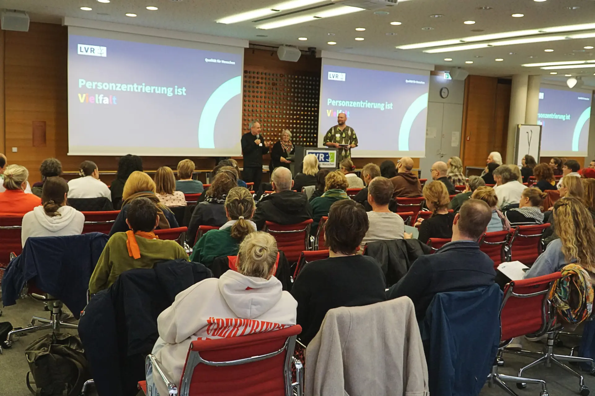 Best Practise-Beispiele im Plenum.