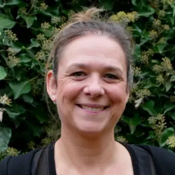 Porträtfoto von der Schulleiterin Daniela Bruns